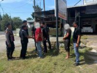 Polisi Tangkap Dua Pria Pencuri Enam Sangkar Babi Besi di Gianyar